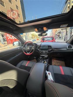 جيب جراند شيروكي